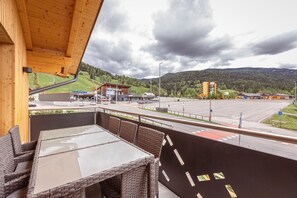 Outdoor dining - Lively apartment near the ski area (Kreischberg Murau)
