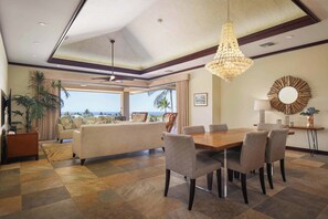 Dining - Wai'ula'ula Villa 411 Three Bedroom (Kamuela)