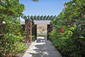 Property grounds - Wai'ula'ula Villa 411 Three Bedroom (Kamuela)