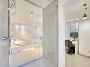 3 chambres, accès Internet