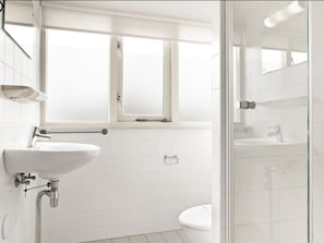House | Bathroom