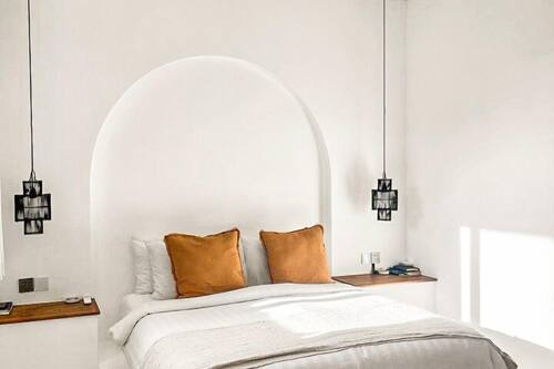 Deluxe Condo, 2 Bedrooms | In-room safe, individually decorated, individually furnished