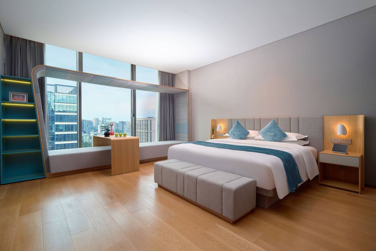 Kamar Double Superior, pemandangan kota | Seprai premium, selimut bulu angsa, minibar gratis, dan meja kerja