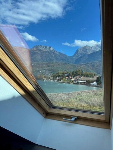 Appartement 202 Geroli   (Baie des Voiles ) Lac d'Annecy UNIQUE