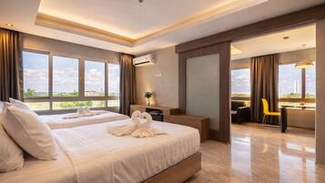 Blackout curtains, soundproofing, free WiFi, bed sheets