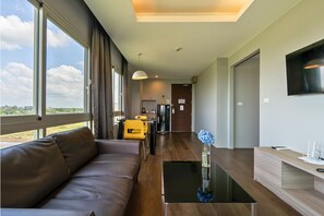 One Bedroom Suite | 遮光窗帘、隔音、免费 WiFi、床单