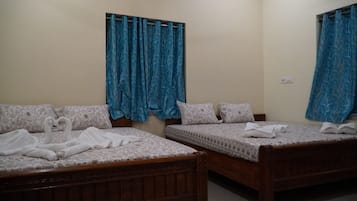 Deluxe Double Room, Balcony, Garden View | Free WiFi