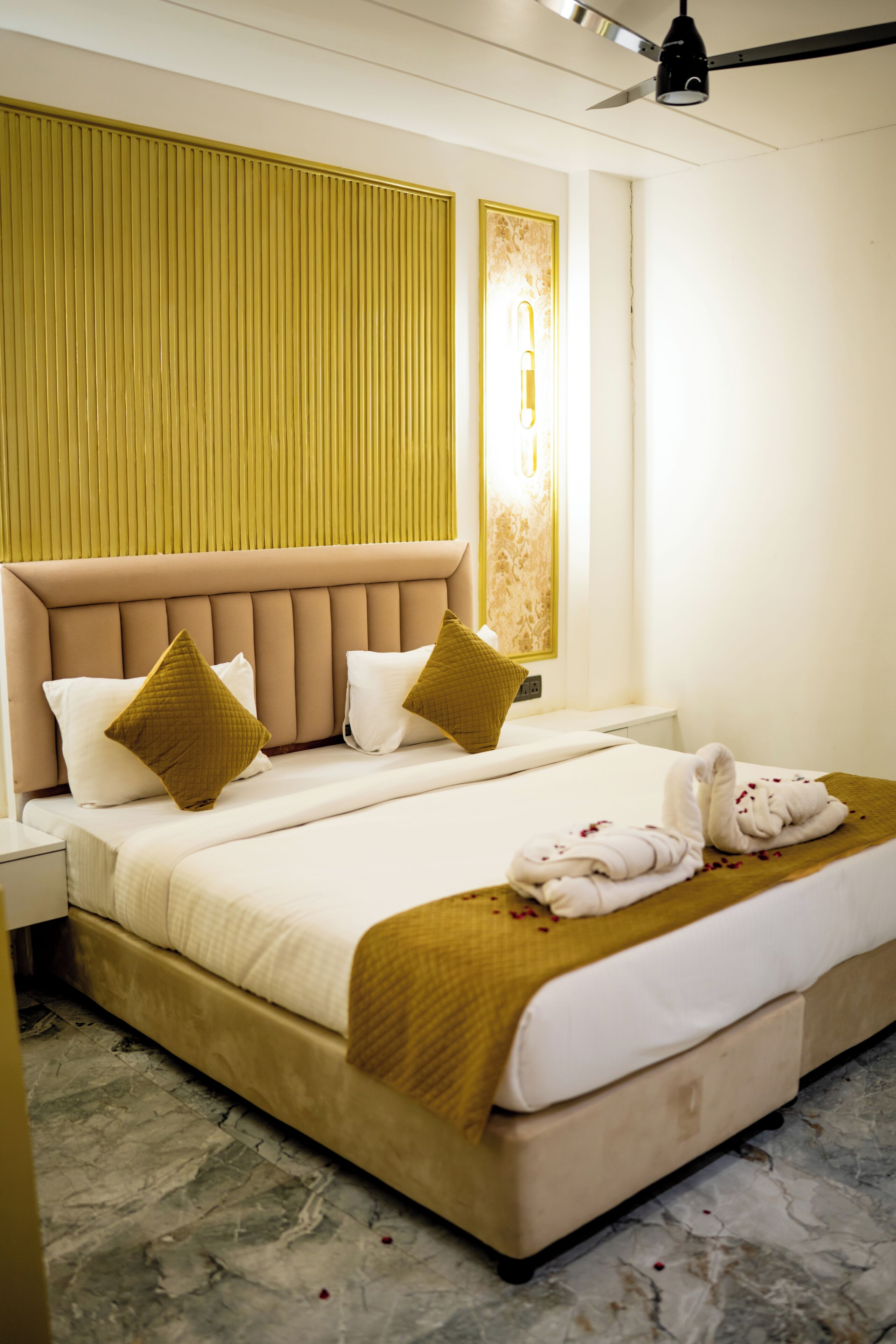 Standard Double or Twin Room, 1 Bedroom | Premium bedding, Select Comfort beds, iron/ironing board (on request)
