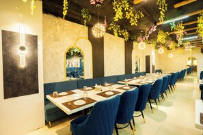 Restaurant - The Manor by Tulip Hospitality (Varanasi)