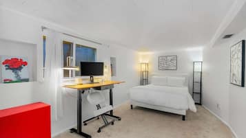 1 bedroom, WiFi, bed sheets