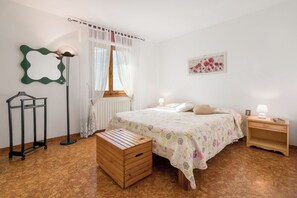 Apartment, Hill View | 2 bedrooms, iron/ironing board, free cribs/infant beds, free WiFi