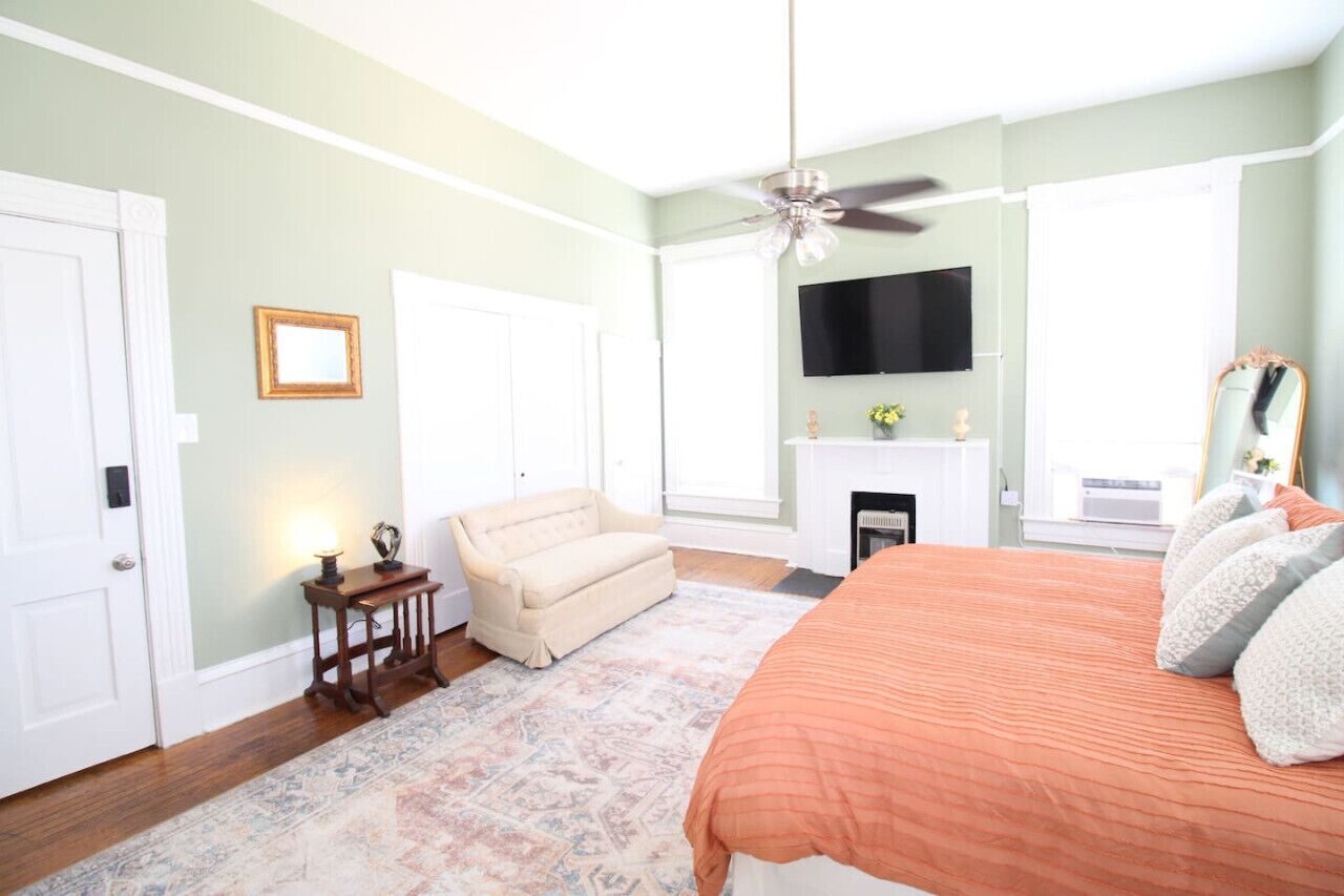 1 室のベッドルーム、アイロン / アイロン台、WiFi (無料)、ベッドシーツ