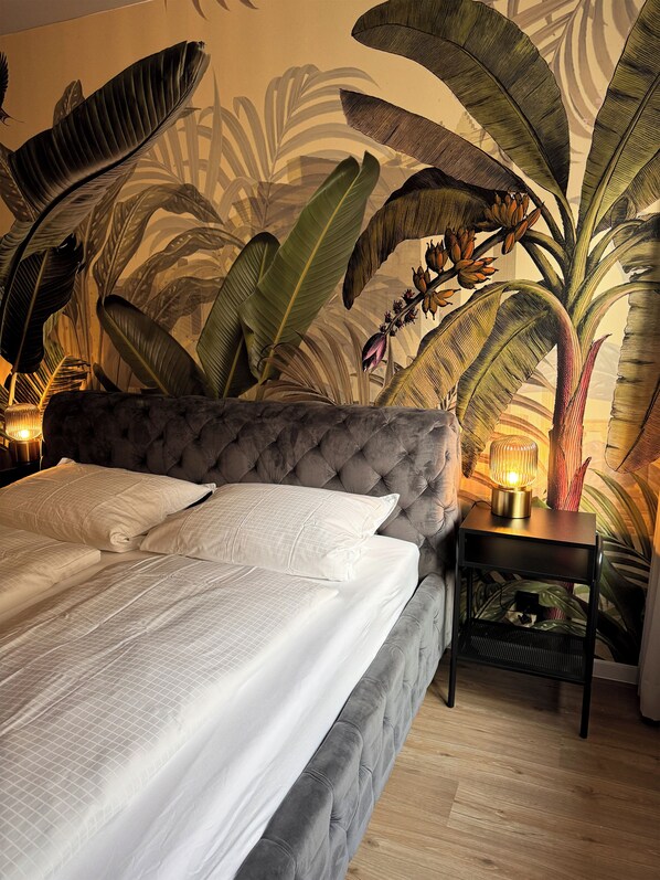 2 bedrooms, WiFi, bed sheets - Carl from Aurora (Weimar)