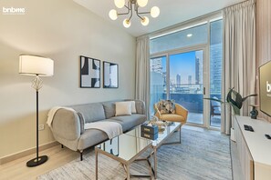 Luxury Apartment, 1 Bedroom, Balcony | Living room - bnbme | Bloom Heights | 1 BDR (Dubai)