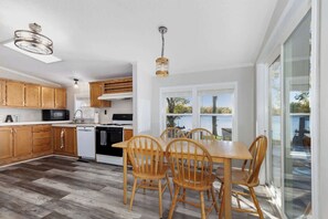 Dining - Lakefront Home with Dock, Firepit & Private Deck (Bloomingdale)