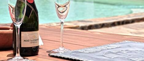 Infinity pool