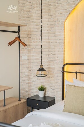 Villa familiar, vistas a la piscina | 3 dormitorios, wifi gratis, ropa de cama