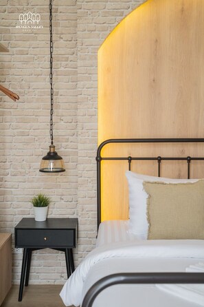 Villa familiar, vistas a la piscina | 3 dormitorios, wifi gratis, ropa de cama