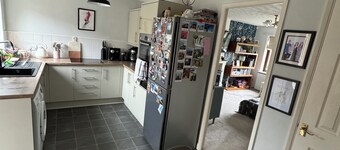 Home-like 2-bedroom house with EV Charger & WiFi in Pontefract