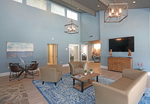 Northcliffe 404 I Fully Furnished 1 Bedroom 1 Ba