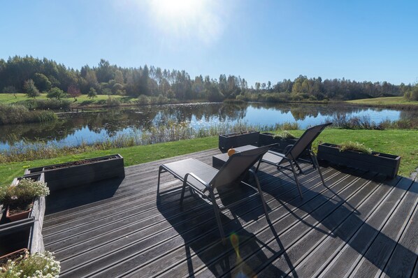 Terrace/patio - Charming 2-bedroom villa "NATURE HOUSE" - Your Dream Holiday Spot (Cesu Novads)