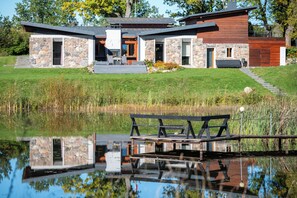 Exterior - Charming 2-bedroom villa "NATURE HOUSE" - Your Dream Holiday Spot (Cesu Novads)