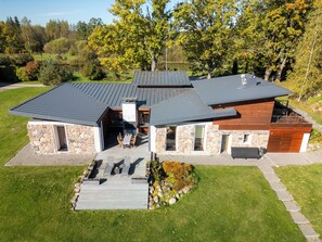 Exterior - Charming 2-bedroom villa "NATURE HOUSE" - Your Dream Holiday Spot (Cesu Novads)