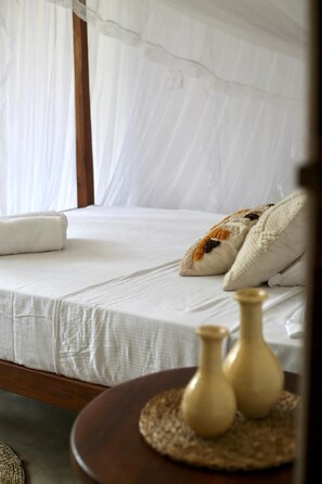 Room, 1 Bedroom, Smoking, Balcony | 1 bedroom - Room in Chalet - Amlou Surf House - Villa (Mirissa)