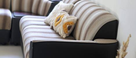 Shared Dormitory, 1 Bedroom, Smoking, Balcony | Interior