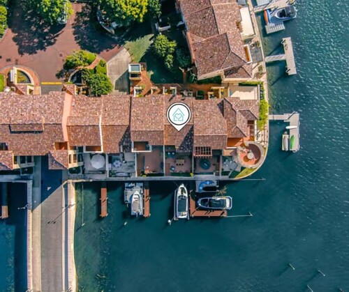 Waterfront Retreat | Private Jetty, Kayak & Walk