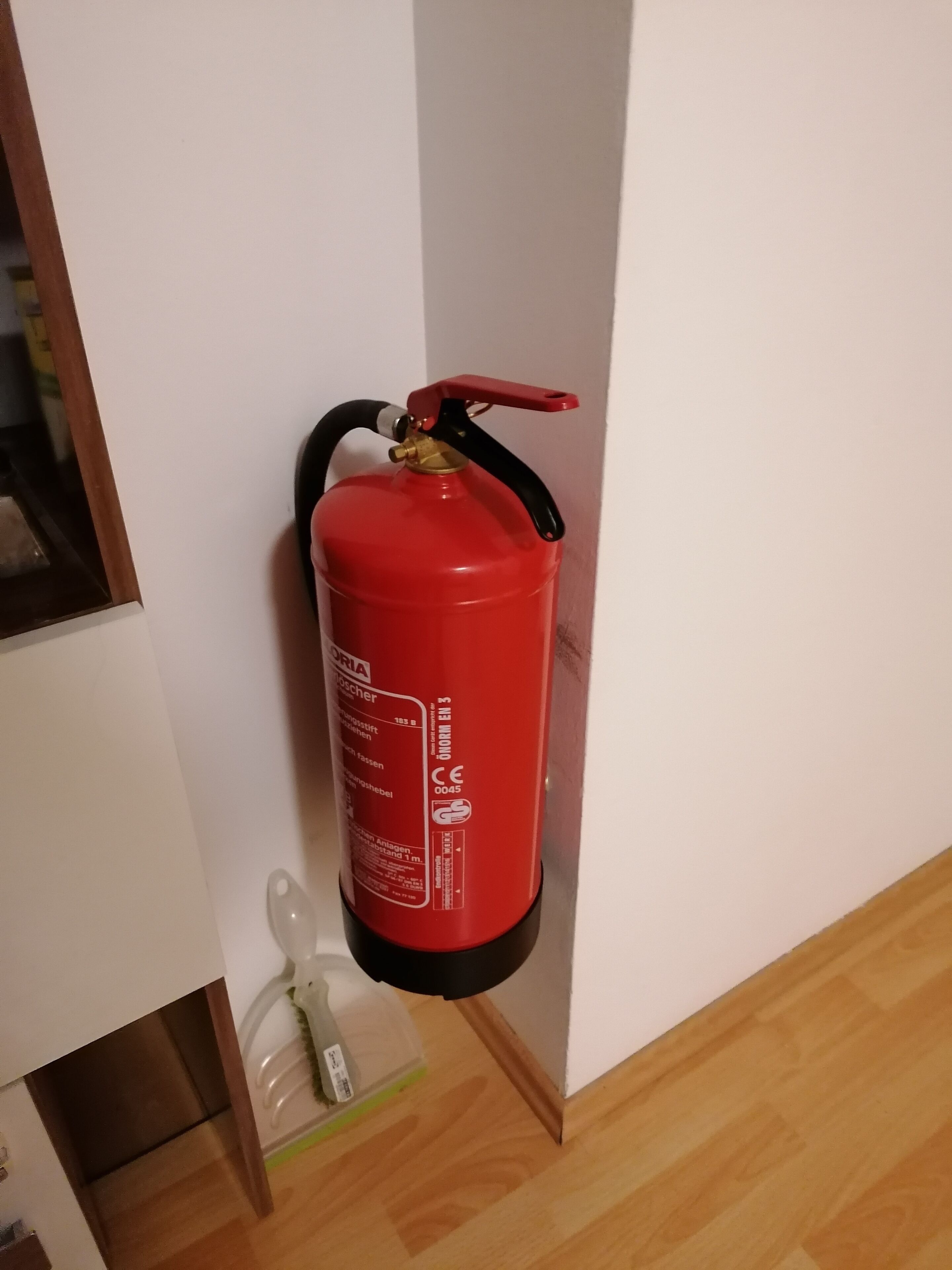 Foto - FAVORIT-ROOMS , direkt Metro connection U1 to Centralstation , City-Center and Airport