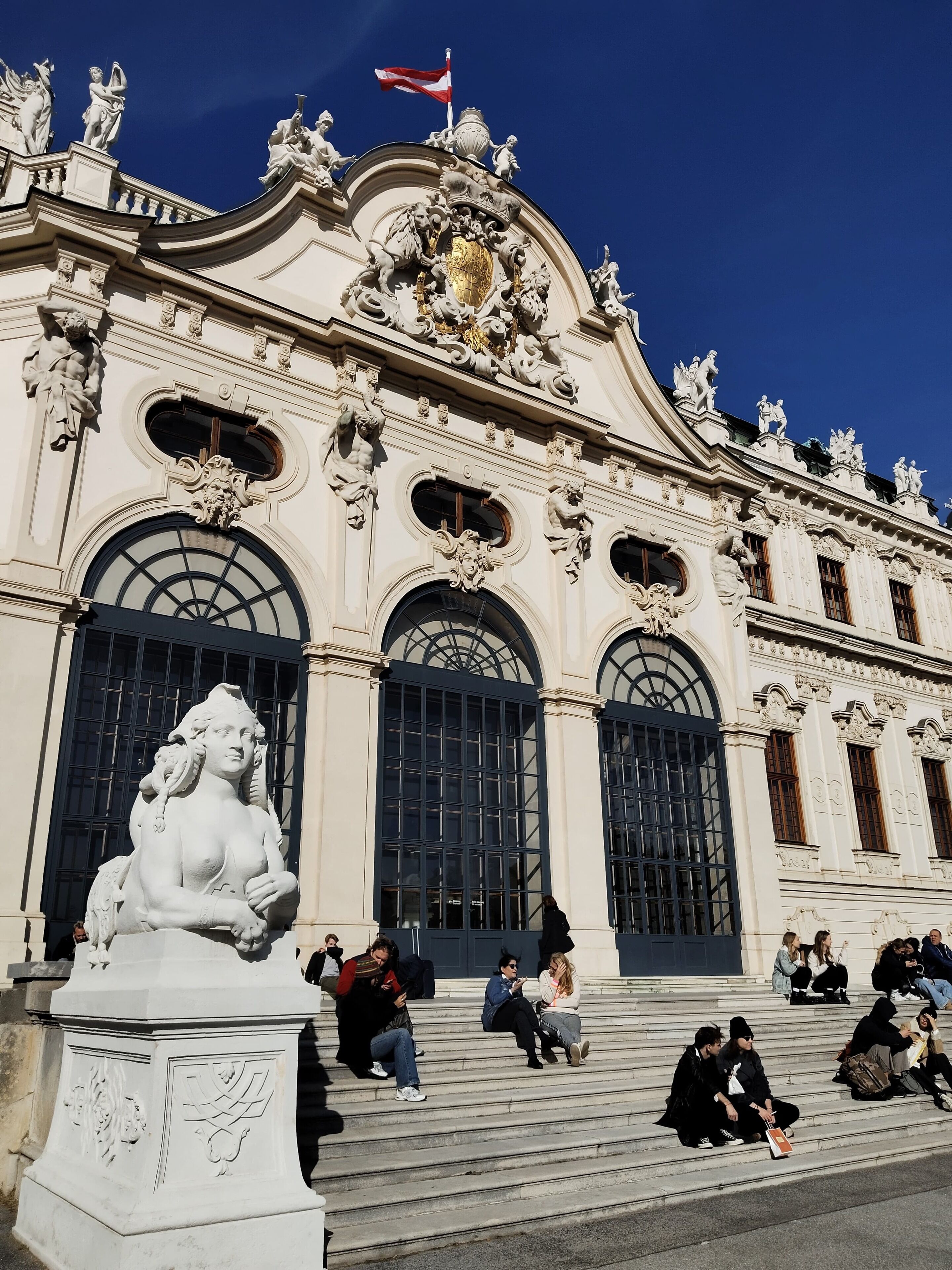 Foto - FAVORIT-ROOMS , direkt Metro connection U1 to Centralstation , City-Center and Airport