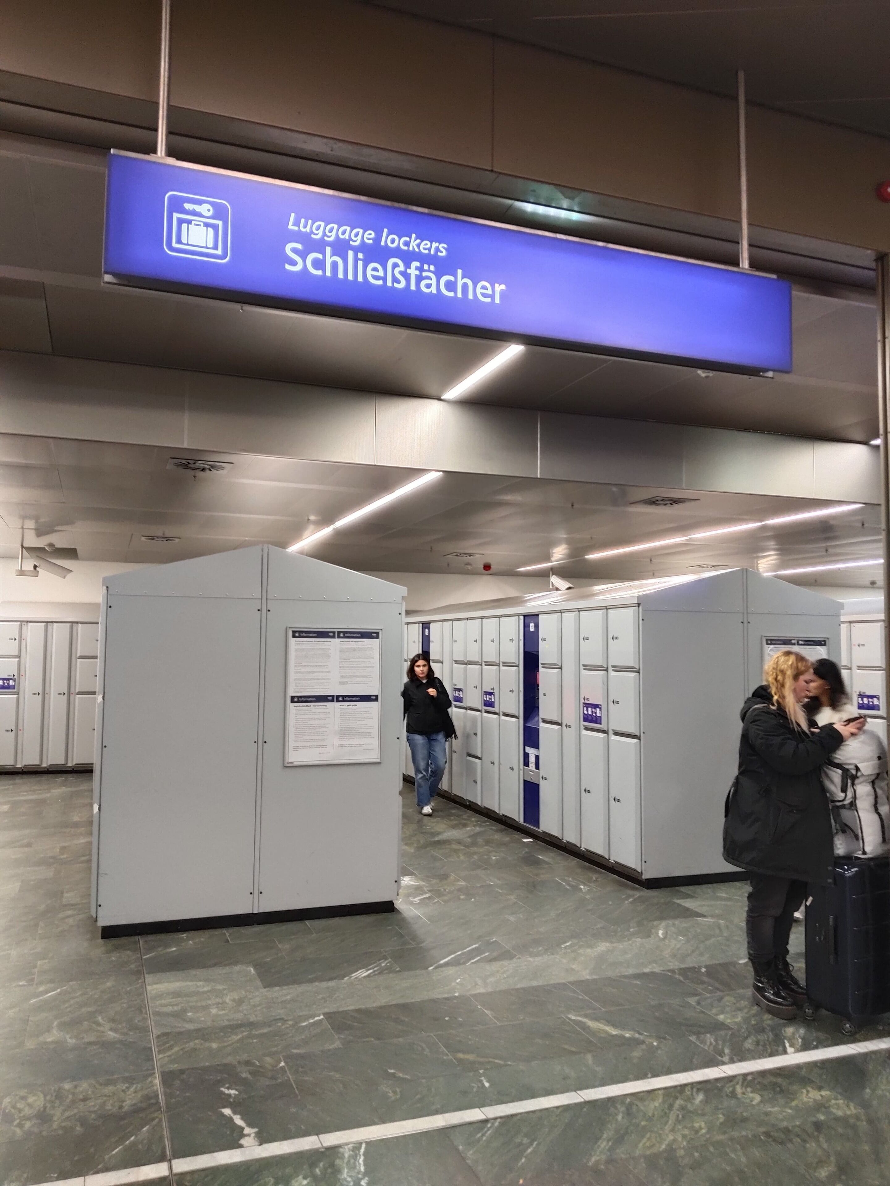 Foto - FAVORIT-ROOMS , direkt Metro connection U1 to Centralstation , City-Center and Airport