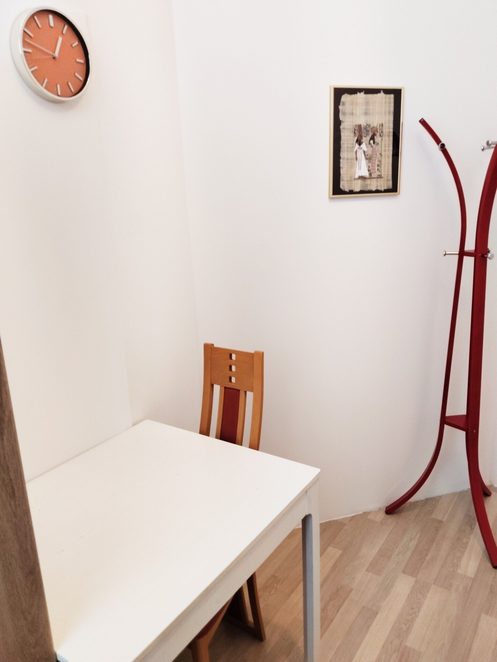 Foto - FAVORIT-ROOMS , direkt Metro connection U1 to Centralstation , City-Center and Airport