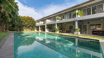 Alberca al aire libre