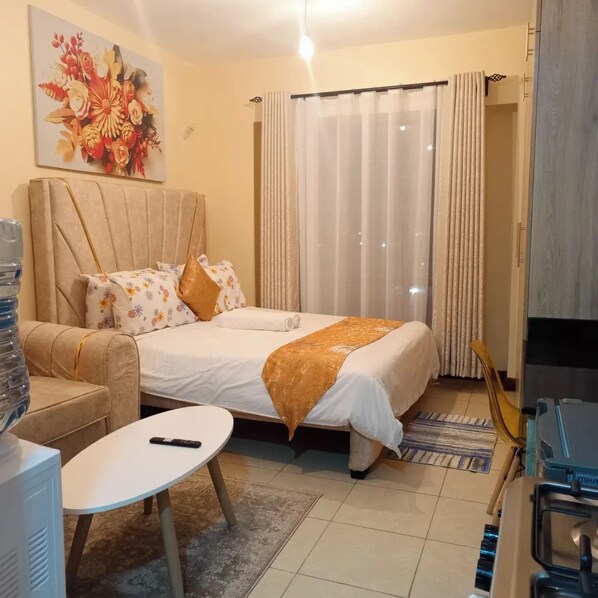 1 chambre, fer et planche à repasser, Wi-Fi, draps fournis