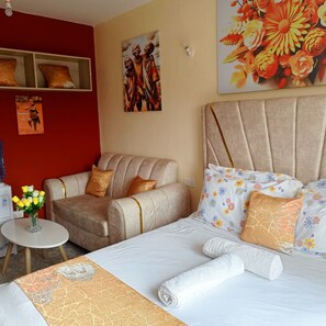 1 bedroom, iron/ironing board, WiFi, bed sheets