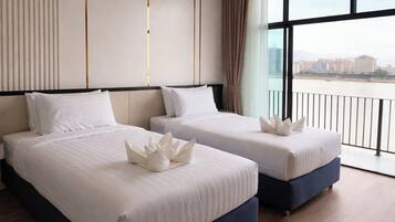 Superior Twin Room, River View | Hypo-allergenic bedding, desk, iron/ironing board, free WiFi