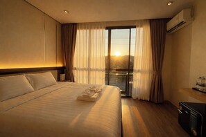 スタンダード ダブルルーム マウンテンビュー | 部屋からの景観