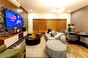 Interior - Charming 3-bedroom villa with WiFi, fitness room in beautiful Harare (Harare)