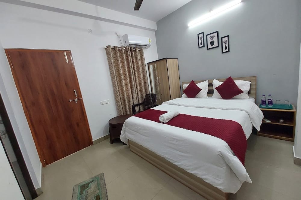 Manor Residency