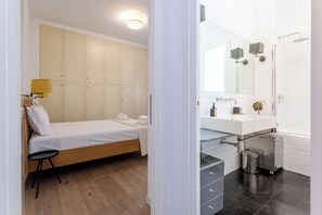 2 Schlafzimmer, Bügeleisen/Bügelbrett, WLAN, Bettwäsche