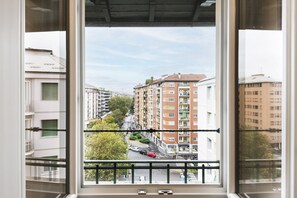 Interior - Easylife - Elegance and design in Solari Area (Milano)