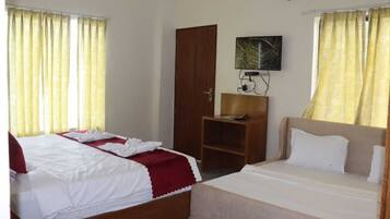 Suite junior | Escritorio y wifi gratis