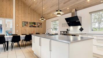 House | Private kitchen