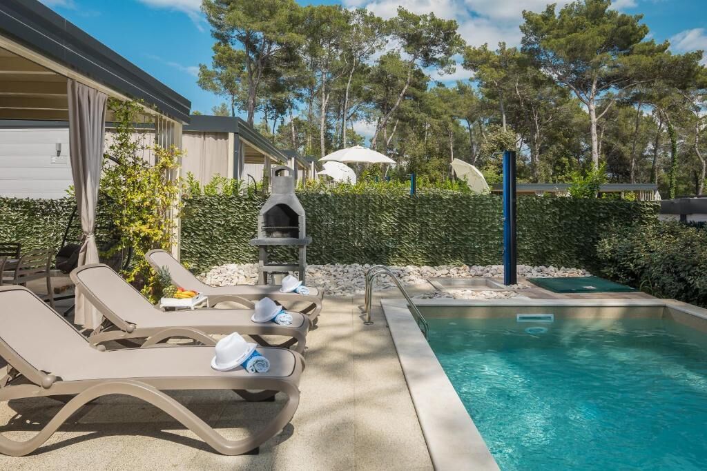 Luxury Marine Mobile Home with Private Pool and Hot Tub | Terrasse/patio