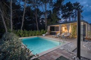 Luxury Marine Mobile Home with Private Pool and Hot Tub - Premium Camping Homes Santa Marina (Tar-Vabriga)