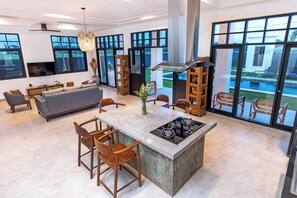 Luxury Villa, Pool View, Poolside | Dining room