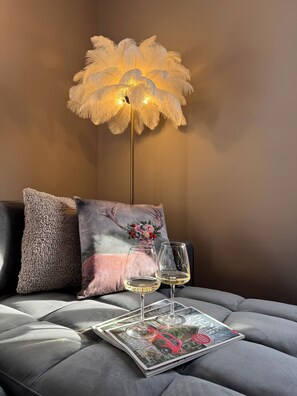 3 عدّة غرف نوم وواي فاي وملاءات أسرّة