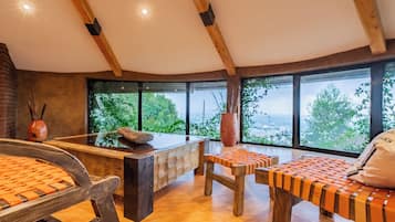 Deluxe Double Room, City View | Individually decorated, desk, free WiFi